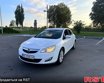 Белый Опель Астра, объемом двигателя 1.7 л и пробегом 311 тыс. км за 6300 $, фото 1 на Automoto.ua