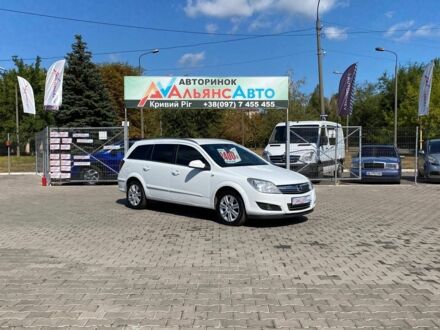Опель Астра 2010 у Кривому Розі на Automoto.ua Білий Опель Астра, об'ємом двигуна 1.7 л та пробігом 271 тис. км за 5900 $, фото 1 на Automoto.ua