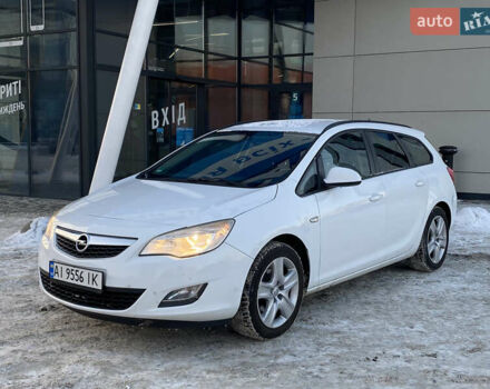 Белый Опель Астра, объемом двигателя 1.7 л и пробегом 388 тыс. км за 5600 $, фото 1 на Automoto.ua