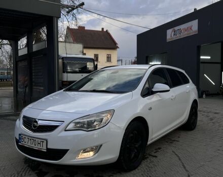 Белый Опель Астра, объемом двигателя 1.7 л и пробегом 267 тыс. км за 5500 $, фото 1 на Automoto.ua