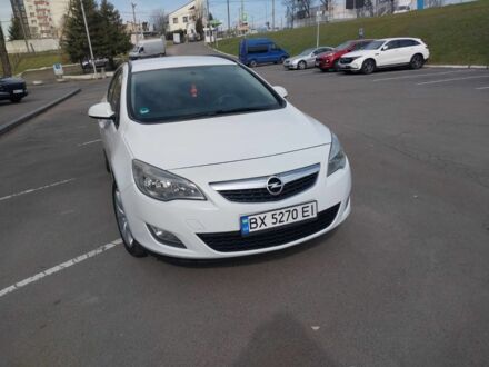 Белый Опель Астра, объемом двигателя 1.7 л и пробегом 228 тыс. км за 6999 $, фото 1 на Automoto.ua