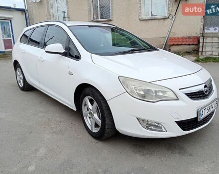 Белый Опель Астра, объемом двигателя 1.69 л и пробегом 380 тыс. км за 5550 $, фото 1 на Automoto.ua