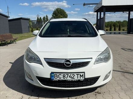 Білий Опель Астра, об'ємом двигуна 1.3 л та пробігом 354 тис. км за 4600 $, фото 1 на Automoto.ua