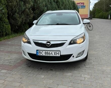 Белый Опель Астра, объемом двигателя 1.69 л и пробегом 235 тыс. км за 7250 $, фото 1 на Automoto.ua