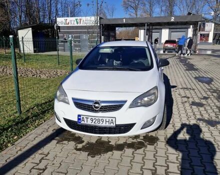 Белый Опель Астра, объемом двигателя 1.25 л и пробегом 229 тыс. км за 5000 $, фото 1 на Automoto.ua