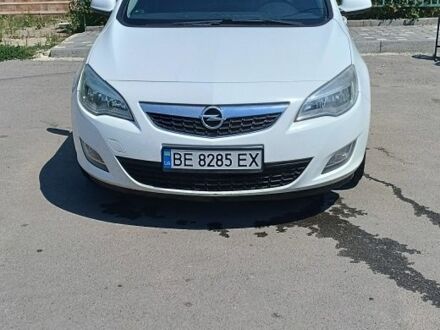 Белый Опель Астра, объемом двигателя 1.7 л и пробегом 255 тыс. км за 6500 $, фото 1 на Automoto.ua
