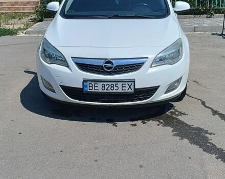 Белый Опель Астра, объемом двигателя 2 л и пробегом 255 тыс. км за 6500 $, фото 1 на Automoto.ua
