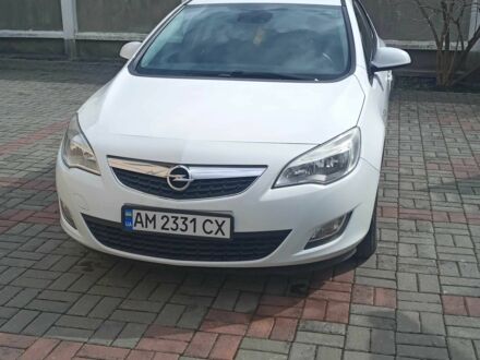 Білий Опель Астра, об'ємом двигуна 1.3 л та пробігом 200 тис. км за 6495 $, фото 1 на Automoto.ua