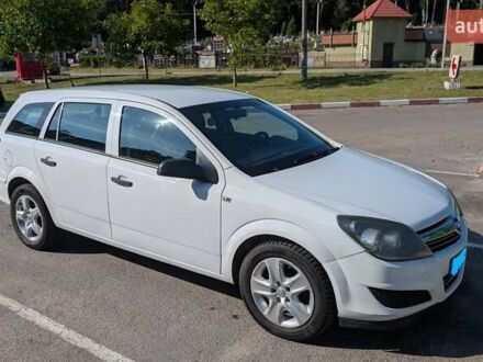 Білий Опель Астра, об'ємом двигуна 1.69 л та пробігом 268 тис. км за 6900 $, фото 1 на Automoto.ua