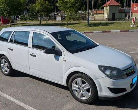 Белый Опель Астра, объемом двигателя 1.69 л и пробегом 268 тыс. км за 6900 $, фото 1 на Automoto.ua