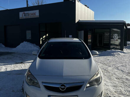 Белый Опель Астра, объемом двигателя 1.69 л и пробегом 266 тыс. км за 5899 $, фото 1 на Automoto.ua