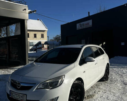 Белый Опель Астра, объемом двигателя 1.69 л и пробегом 266 тыс. км за 5900 $, фото 1 на Automoto.ua