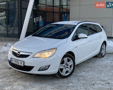 Белый Опель Астра, объемом двигателя 1.7 л и пробегом 388 тыс. км за 5750 $, фото 1 на Automoto.ua