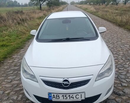 Белый Опель Астра, объемом двигателя 1.2 л и пробегом 216 тыс. км за 6999 $, фото 1 на Automoto.ua