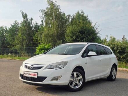 Опель Астра 2011 в Хмельницком на Automoto.ua Белый Опель Астра, объемом двигателя 1.7 л и пробегом 196 тыс. км за 6499 $, фото 1 на Automoto.ua