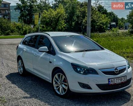 Белый Опель Астра, объемом двигателя 1.7 л и пробегом 250 тыс. км за 6500 $, фото 1 на Automoto.ua
