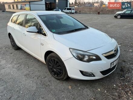 Білий Опель Астра, об'ємом двигуна 2 л та пробігом 270 тис. км за 5350 $, фото 1 на Automoto.ua