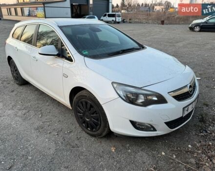 Белый Опель Астра, объемом двигателя 2 л и пробегом 270 тыс. км за 5350 $, фото 1 на Automoto.ua