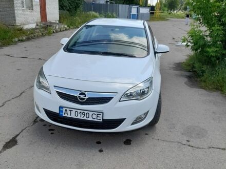 Белый Опель Астра, объемом двигателя 1.69 л и пробегом 223 тыс. км за 6500 $, фото 1 на Automoto.ua