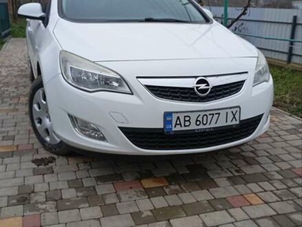 Белый Опель Астра, объемом двигателя 1.3 л и пробегом 268 тыс. км за 5700 $, фото 1 на Automoto.ua