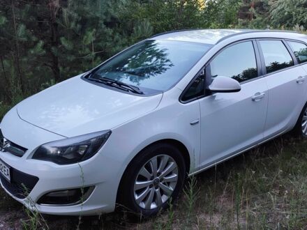 Опель Астра 2012 в Чернигове на Automoto.ua Белый Опель Астра, объемом двигателя 1.7 л и пробегом 286 тыс. км за 6000 $, фото 1 на Automoto.ua
