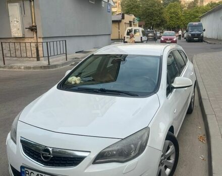 Білий Опель Астра, об'ємом двигуна 2 л та пробігом 262 тис. км за 7000 $, фото 1 на Automoto.ua