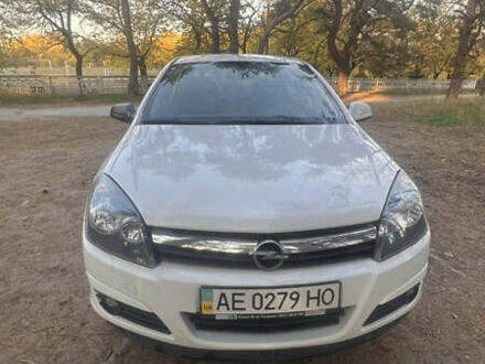 Білий Опель Астра, об'ємом двигуна 1.6 л та пробігом 204 тис. км за 5800 $, фото 1 на Automoto.ua