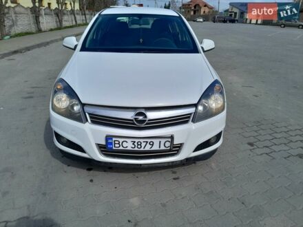 Білий Опель Астра, об'ємом двигуна 1.69 л та пробігом 350 тис. км за 5100 $, фото 1 на Automoto.ua