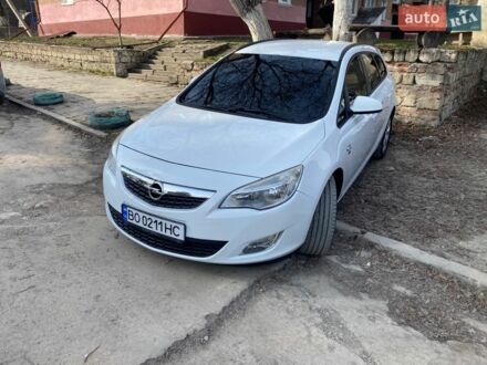 Белый Опель Астра, объемом двигателя 1.69 л и пробегом 216 тыс. км за 7100 $, фото 1 на Automoto.ua