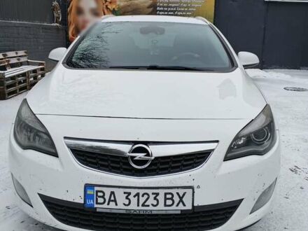 Белый Опель Астра, объемом двигателя 1.7 л и пробегом 245 тыс. км за 7600 $, фото 1 на Automoto.ua