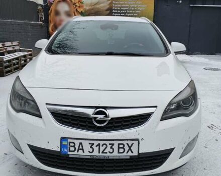 Білий Опель Астра, об'ємом двигуна 1.7 л та пробігом 245 тис. км за 7600 $, фото 1 на Automoto.ua