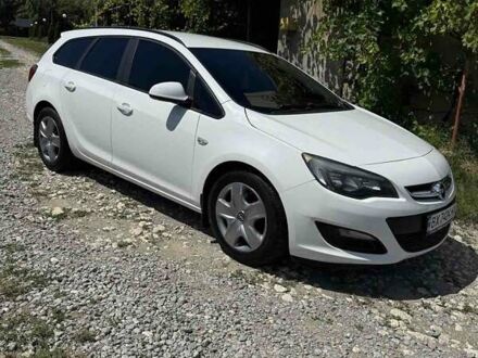 Білий Опель Астра, об'ємом двигуна 2 л та пробігом 100 тис. км за 8000 $, фото 1 на Automoto.ua