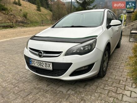 Белый Опель Астра, объемом двигателя 1.69 л и пробегом 352 тыс. км за 5500 $, фото 1 на Automoto.ua