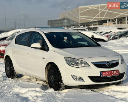 Білий Опель Астра, об'ємом двигуна 1.6 л та пробігом 143 тис. км за 8600 $, фото 1 на Automoto.ua
