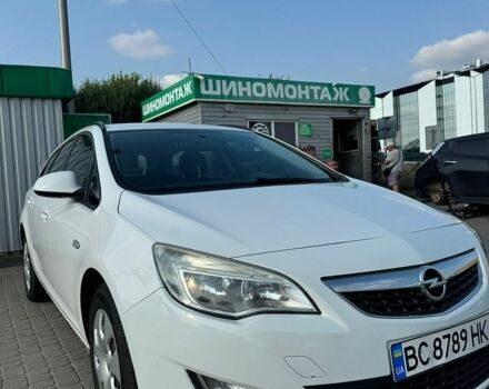 Білий Опель Астра, об'ємом двигуна 1.69 л та пробігом 203 тис. км за 7500 $, фото 1 на Automoto.ua