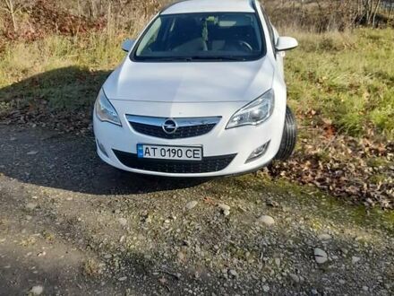 Белый Опель Астра, объемом двигателя 1.69 л и пробегом 217 тыс. км за 6800 $, фото 1 на Automoto.ua