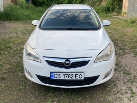 Белый Опель Астра, объемом двигателя 1.2 л и пробегом 295 тыс. км за 5300 $, фото 1 на Automoto.ua