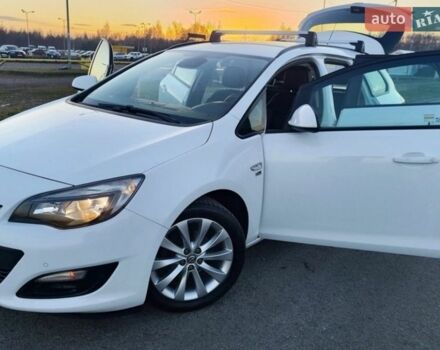 Белый Опель Астра, объемом двигателя 1.4 л и пробегом 207 тыс. км за 6850 $, фото 1 на Automoto.ua