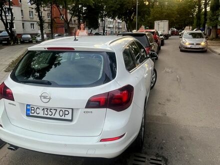 Белый Опель Астра, объемом двигателя 2 л и пробегом 263 тыс. км за 7000 $, фото 1 на Automoto.ua