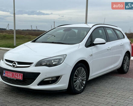 Белый Опель Астра, объемом двигателя 1.4 л и пробегом 170 тыс. км за 7600 $, фото 1 на Automoto.ua