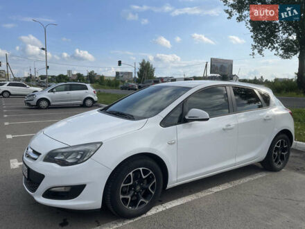 Опель Астра 2013 в Луцке на Automoto.ua Белый Опель Астра, объемом двигателя 1.7 л и пробегом 211 тыс. км за 7200 $, фото 1 на Automoto.ua