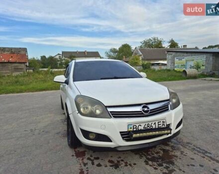 Білий Опель Астра, об'ємом двигуна 1.6 л та пробігом 257 тис. км за 6499 $, фото 1 на Automoto.ua