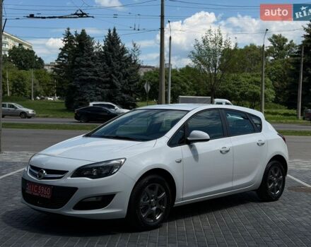 Белый Опель Астра, объемом двигателя 1.6 л и пробегом 170 тыс. км за 8300 $, фото 1 на Automoto.ua