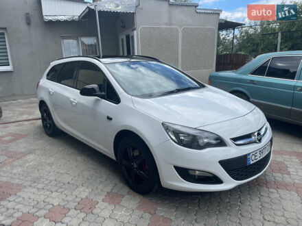 Опель Астра 2015 в Черновцах на Automoto.ua Белый Опель Астра, объемом двигателя 1.6 л и пробегом 219 тыс. км за 9064 $, фото 1 на Automoto.ua