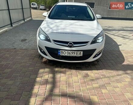 Белый Опель Астра, объемом двигателя 1.6 л и пробегом 236 тыс. км за 7700 $, фото 1 на Automoto.ua