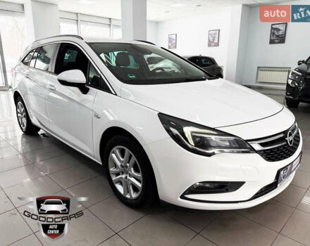 Білий Опель Астра, об'ємом двигуна 1.6 л та пробігом 240 тис. км за 10700 $, фото 1 на Automoto.ua