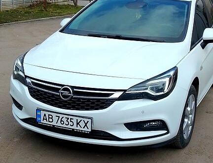 Білий Опель Астра, об'ємом двигуна 1.6 л та пробігом 233 тис. км за 9800 $, фото 1 на Automoto.ua