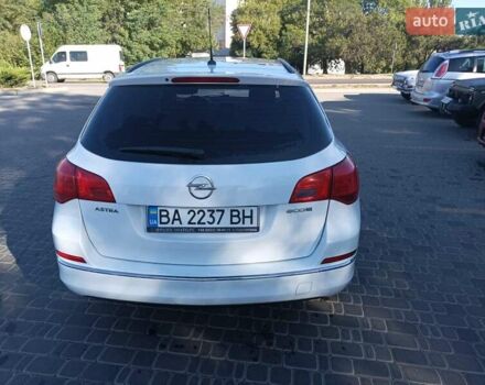 Білий Опель Астра, об'ємом двигуна 1.36 л та пробігом 77 тис. км за 8700 $, фото 1 на Automoto.ua