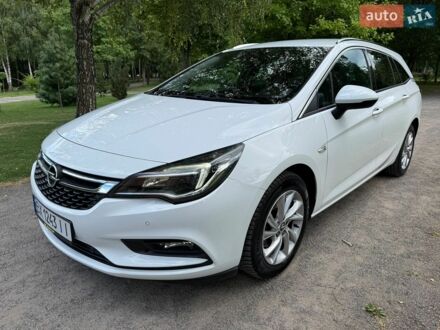 Белый Опель Астра, объемом двигателя 1.6 л и пробегом 167 тыс. км за 9900 $, фото 1 на Automoto.ua