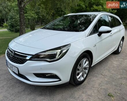 Белый Опель Астра, объемом двигателя 1.6 л и пробегом 167 тыс. км за 9900 $, фото 1 на Automoto.ua